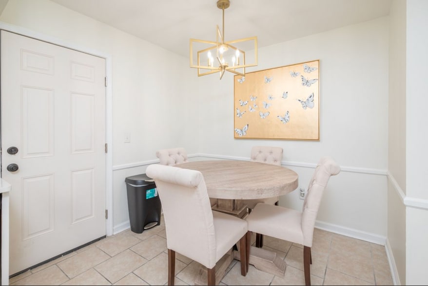 Building Photo - 316 Critz St