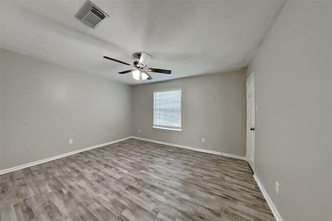 Building Photo - 6611 Barker Bend Ln