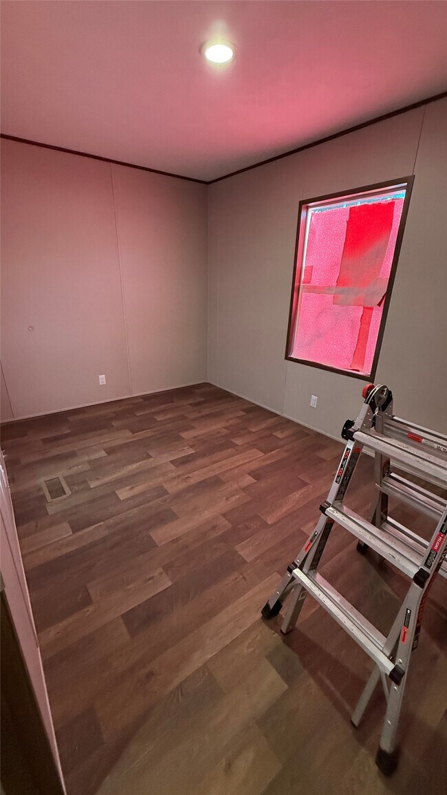 Building Photo - 27115 Azalea Ct