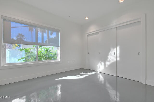 Building Photo - 133 S Los Robles Ave