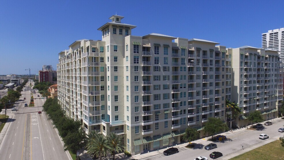 Building Photo - 480 Hibiscus St