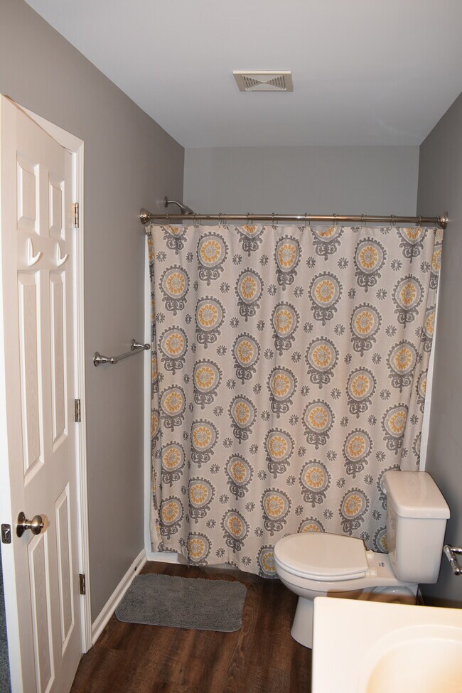 Building Photo - 5294 Platinum Dr