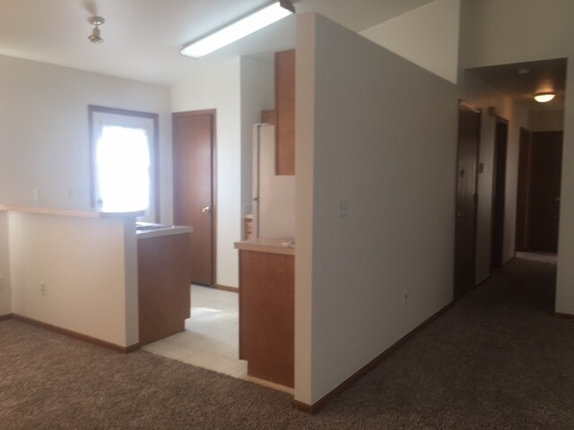 Building Photo - Great House