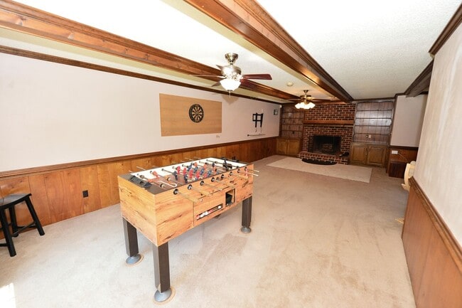 Building Photo - Custom Built brick Manor close to airport ...