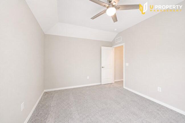 Building Photo - 4509 Expedition Dr