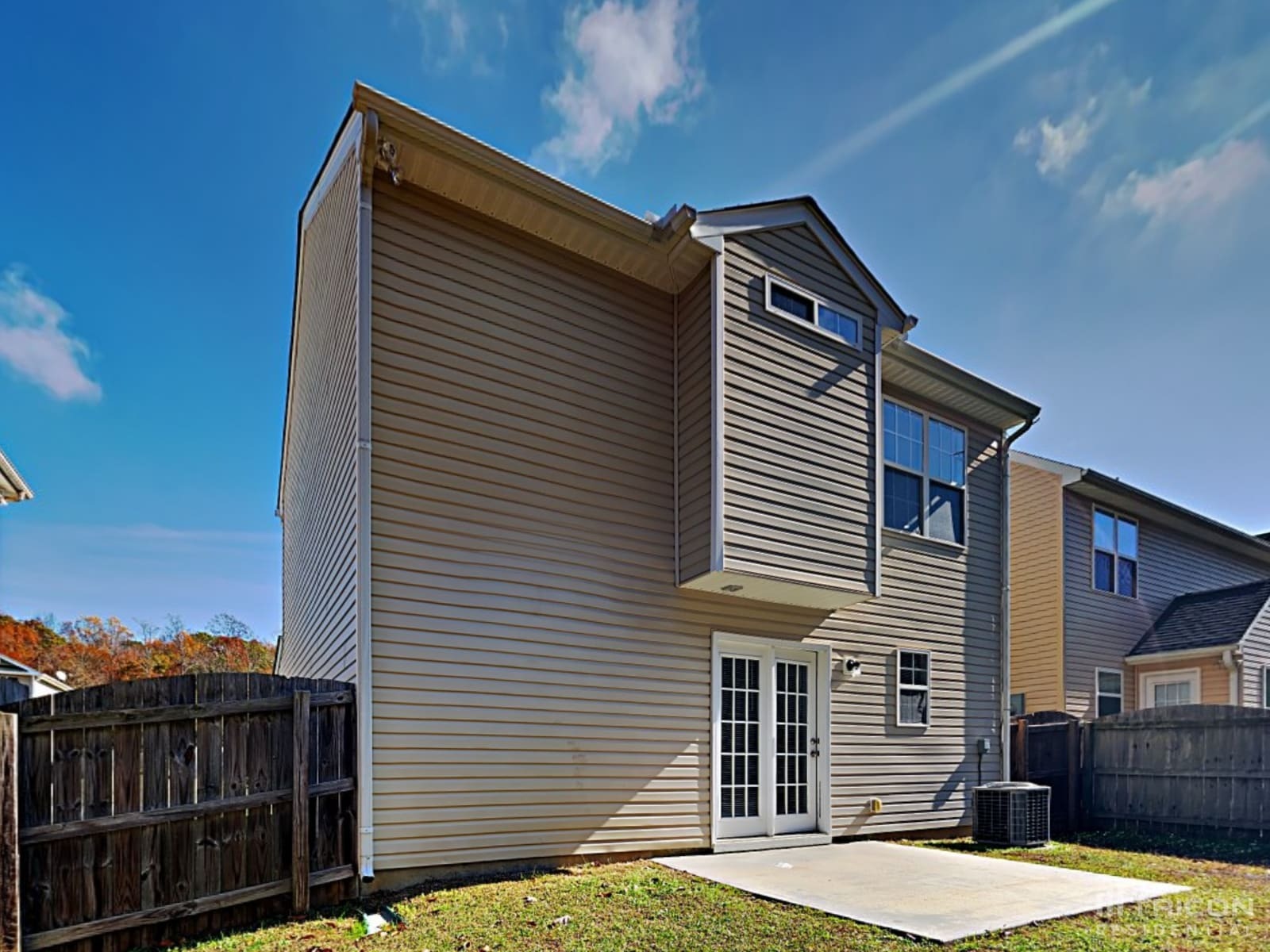 Building Photo - 5526 Henderson Oaks Dr