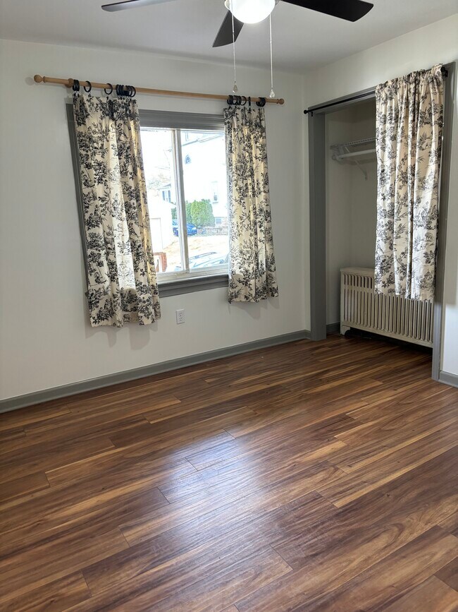 Front bedroom new floors & paint - 135 W Miller Ave
