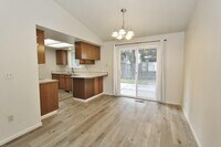 Building Photo - 6883 W Parapet Ct