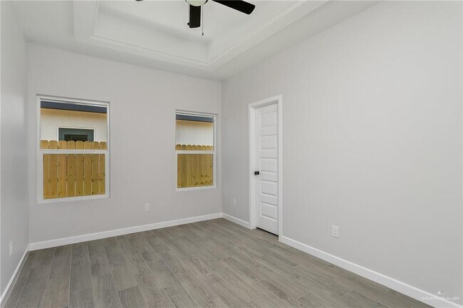 Building Photo - 13 San Pascual St