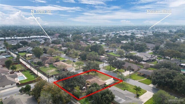 Building Photo - 17 Whitewing Ave