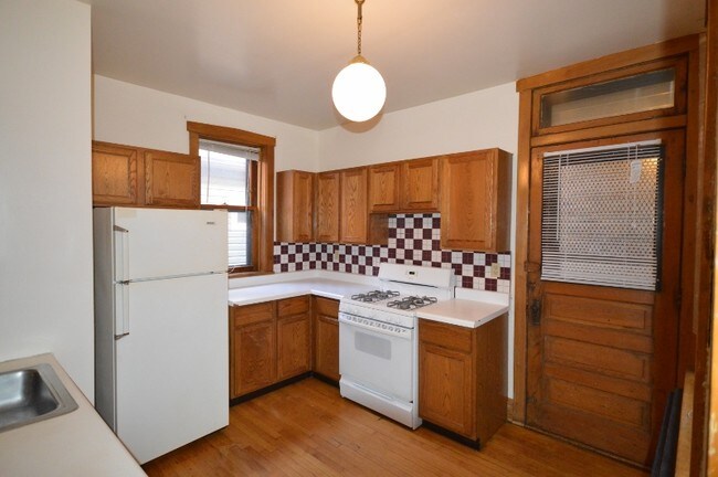 Floorplan - 1400 W. Warner