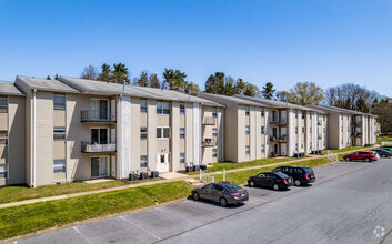 Building Photo - Beaufort Manor