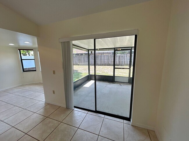 Building Photo - 895 Wandering Pine Trail