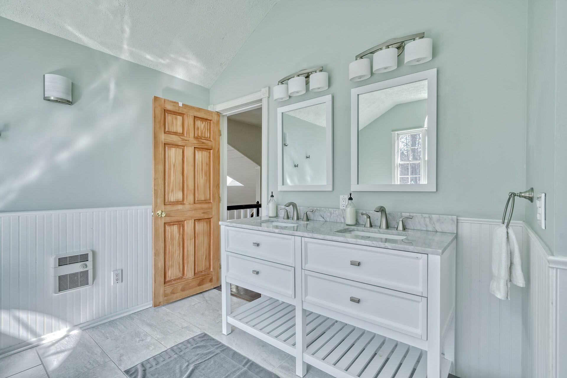 Building Photo - 5265 Old West Lake Rd