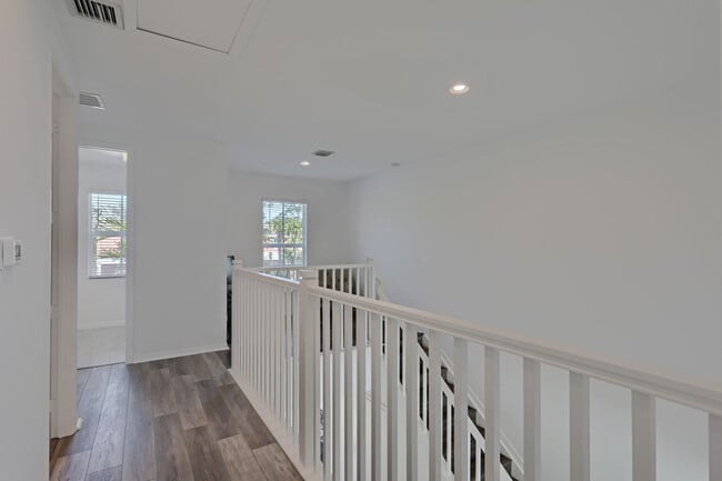 Building Photo - 12937 Trevi Isle