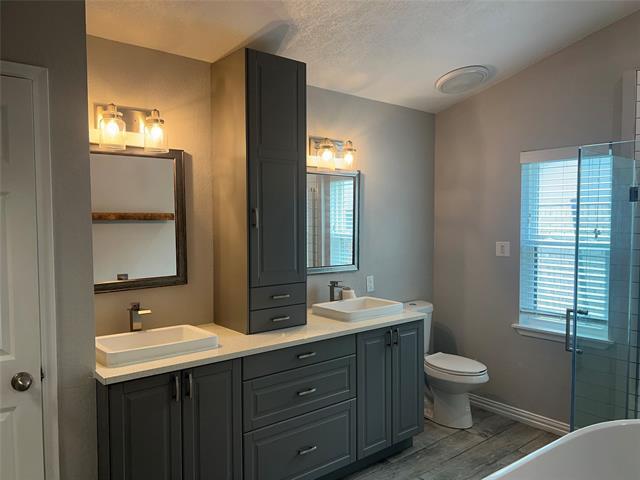 Building Photo - 4605 Freeman Dr
