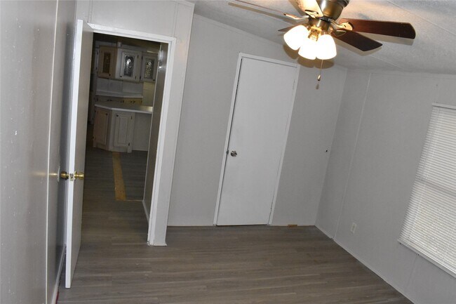 Building Photo - 22530 Yancy Rd