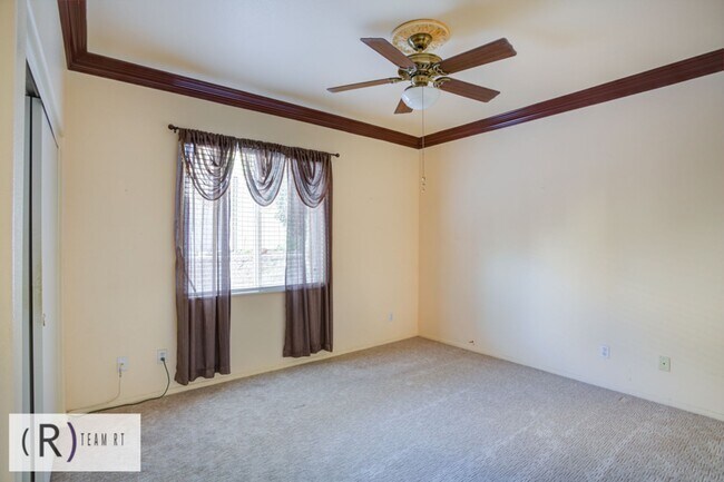 Building Photo - NEW PROMO PRICE! $3,470/MO