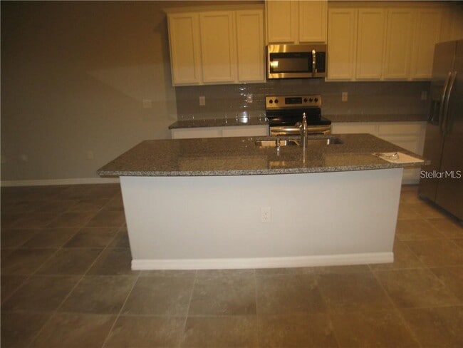 Building Photo - 2607 Midnight Pearl Dr