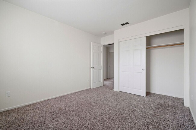 Building Photo - 1263 Montgomery Ln