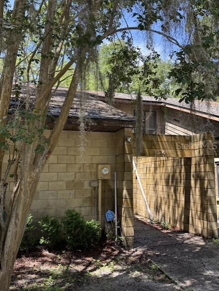 Building Photo - 1824 SW 67th Terrace