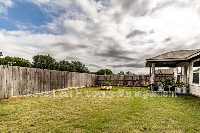 Building Photo - 3033 Casillero St