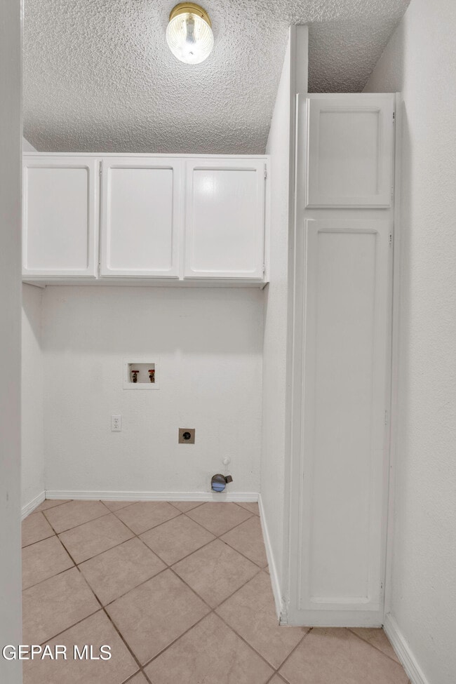 Building Photo - 1473 Desierto Rico Ave