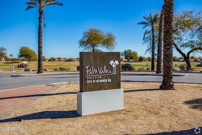 Building Photo - 1914 N 140th Ave