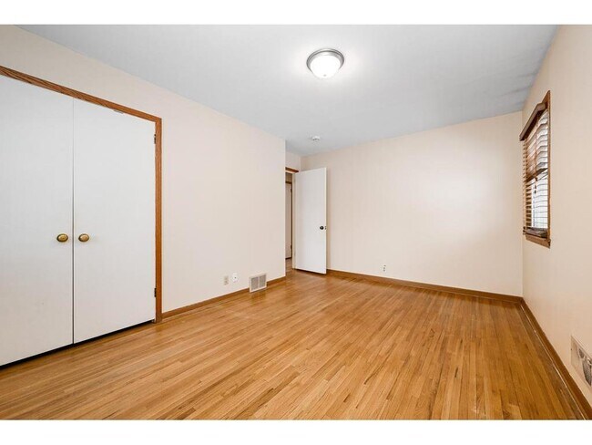 Building Photo - 7201 Kentucky Ave N