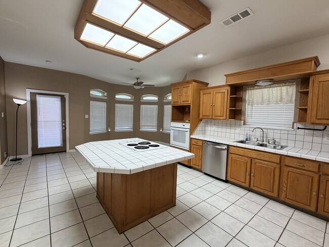 Building Photo - 5372 Wagon Trail