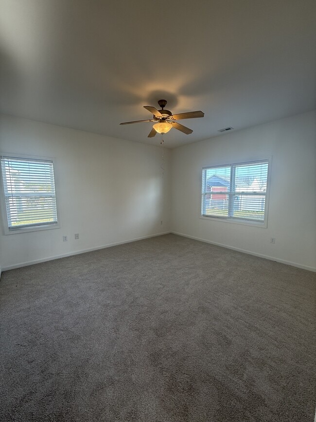 Building Photo - 232 Rutledge Ave