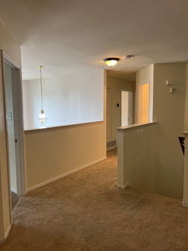 Building Photo - 2701 Clark Dr