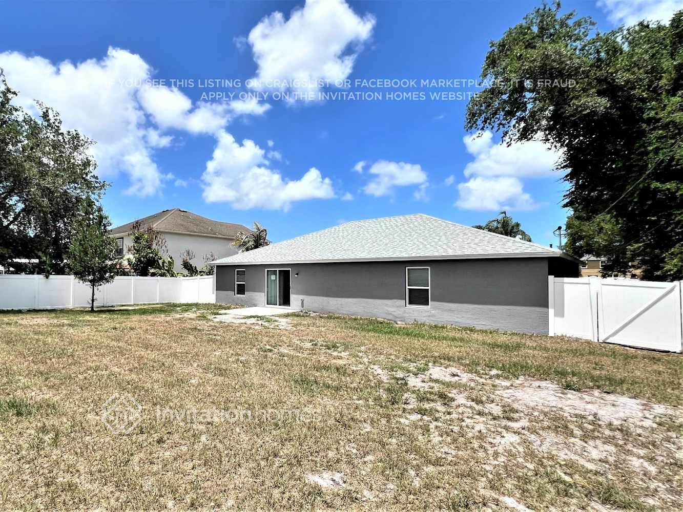 Building Photo - 4392 SW Calah Cir