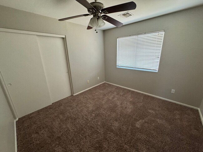 Building Photo - 4 Bedroom - 2.5 Bath - 2310 Sq Ft
