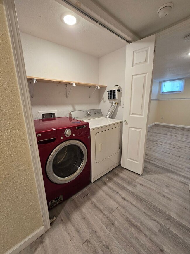 Building Photo - 1504 June Ln