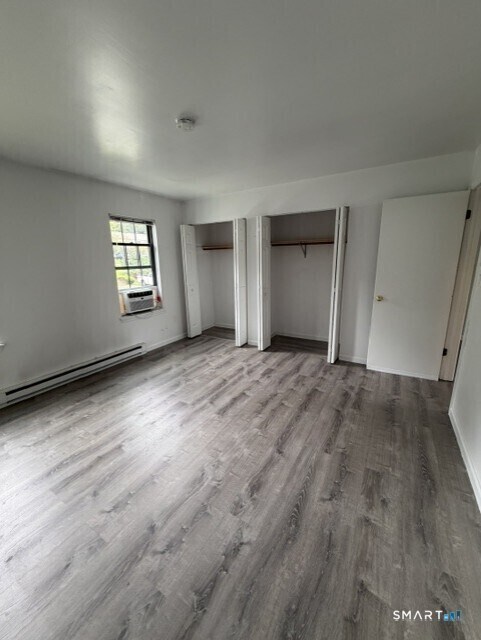 Building Photo - 142 Aspetuck Vlg