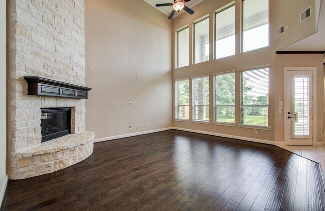 Building Photo - 27514 Stonebrook Manor Ln