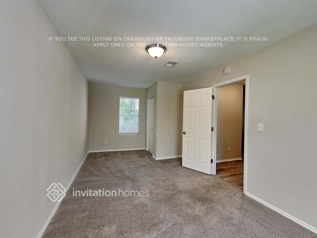 Building Photo - 5535 Downs Way