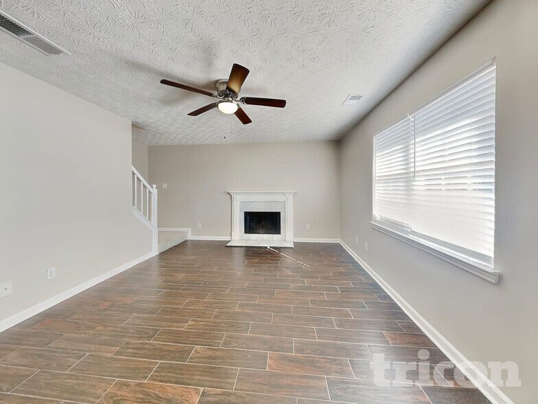Building Photo - 1120 Patton Way