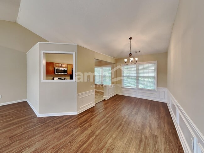 Building Photo - 375 Bass Way NW