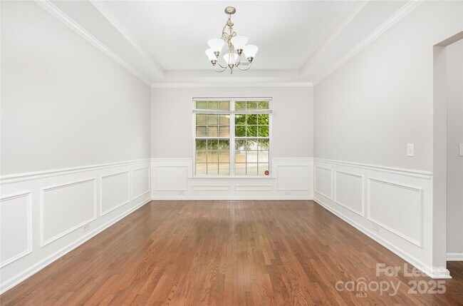 Building Photo - 14026 Green Birch Dr