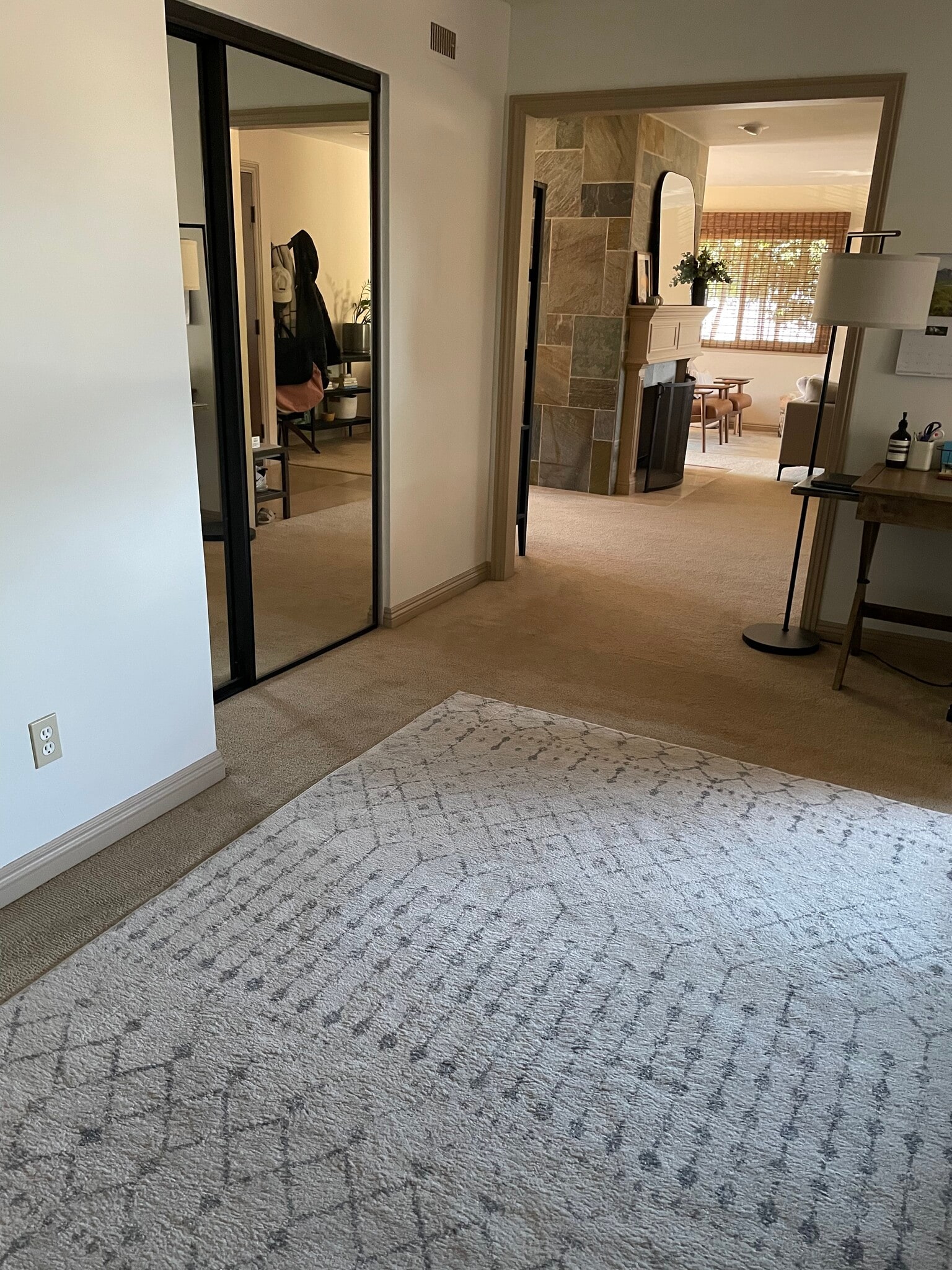 Building Photo - 5954 Stadium St