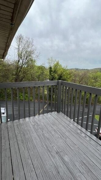 Building Photo - 210 Hendricks Blvd