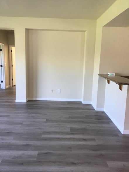 Building Photo - 1963 Bonavista Way