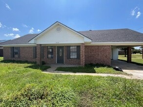 Building Photo - Renovated 3 Bedroom 2 Bath Home for Rent!
