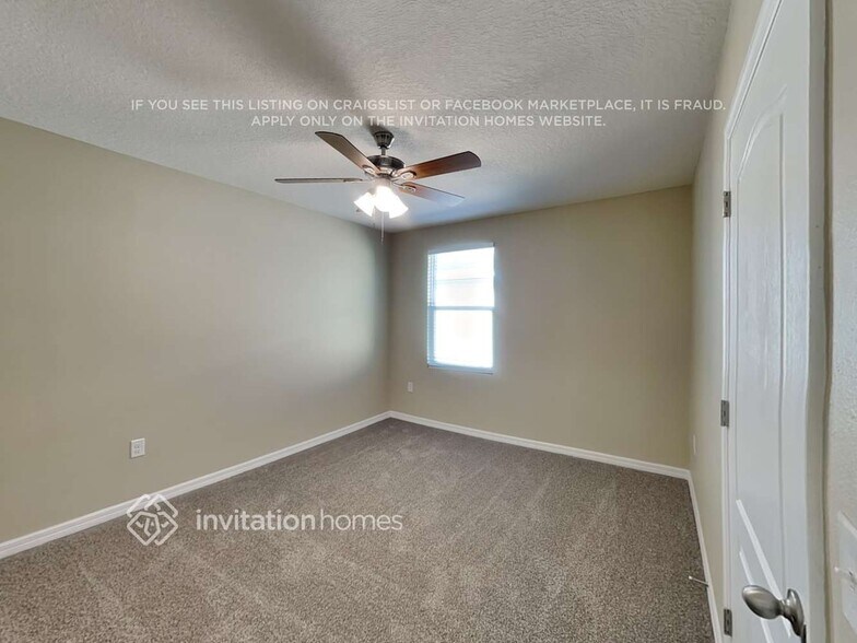 Building Photo - 15749 High Bell Pl