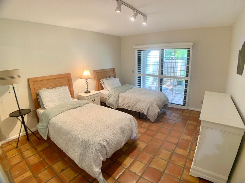 Building Photo - 13348 Bedford Mews Ct