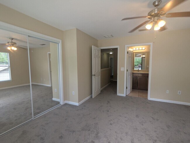 Building Photo - 2530 Fred Smith Rd