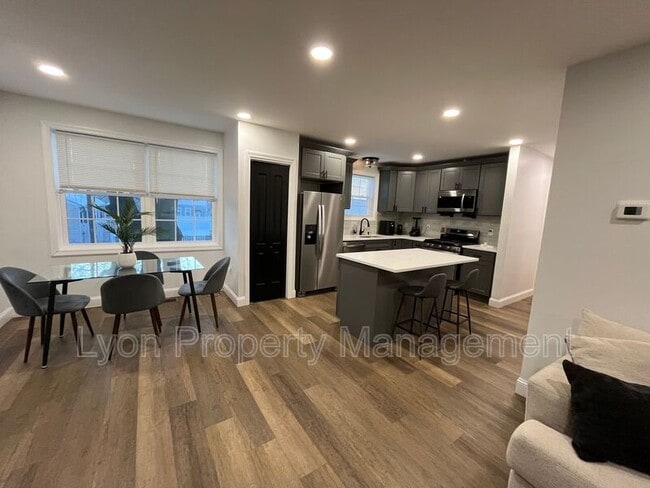 Building Photo - 20 Westcott Ave