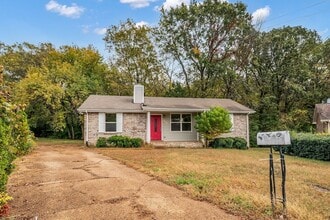 Building Photo - 212 Trailway Cir